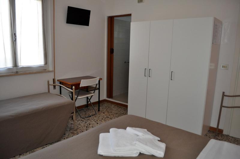 Hotel Urano Cattolica Eksteriør billede