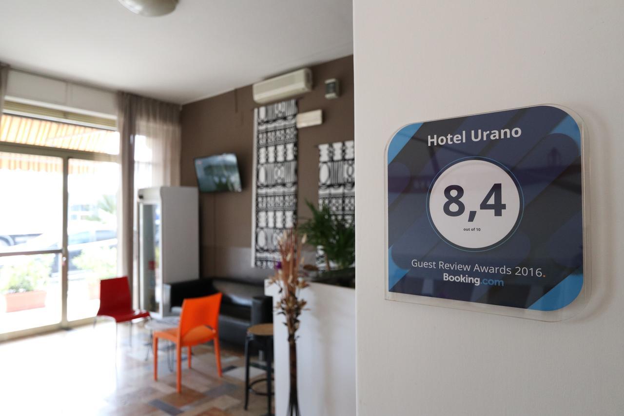 Hotel Urano Cattolica Eksteriør billede