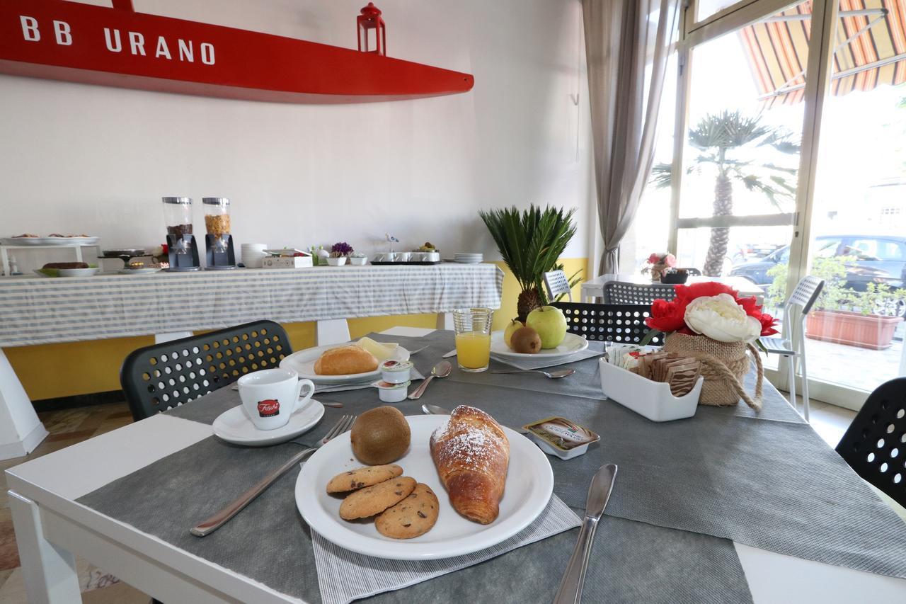 Hotel Urano Cattolica Eksteriør billede